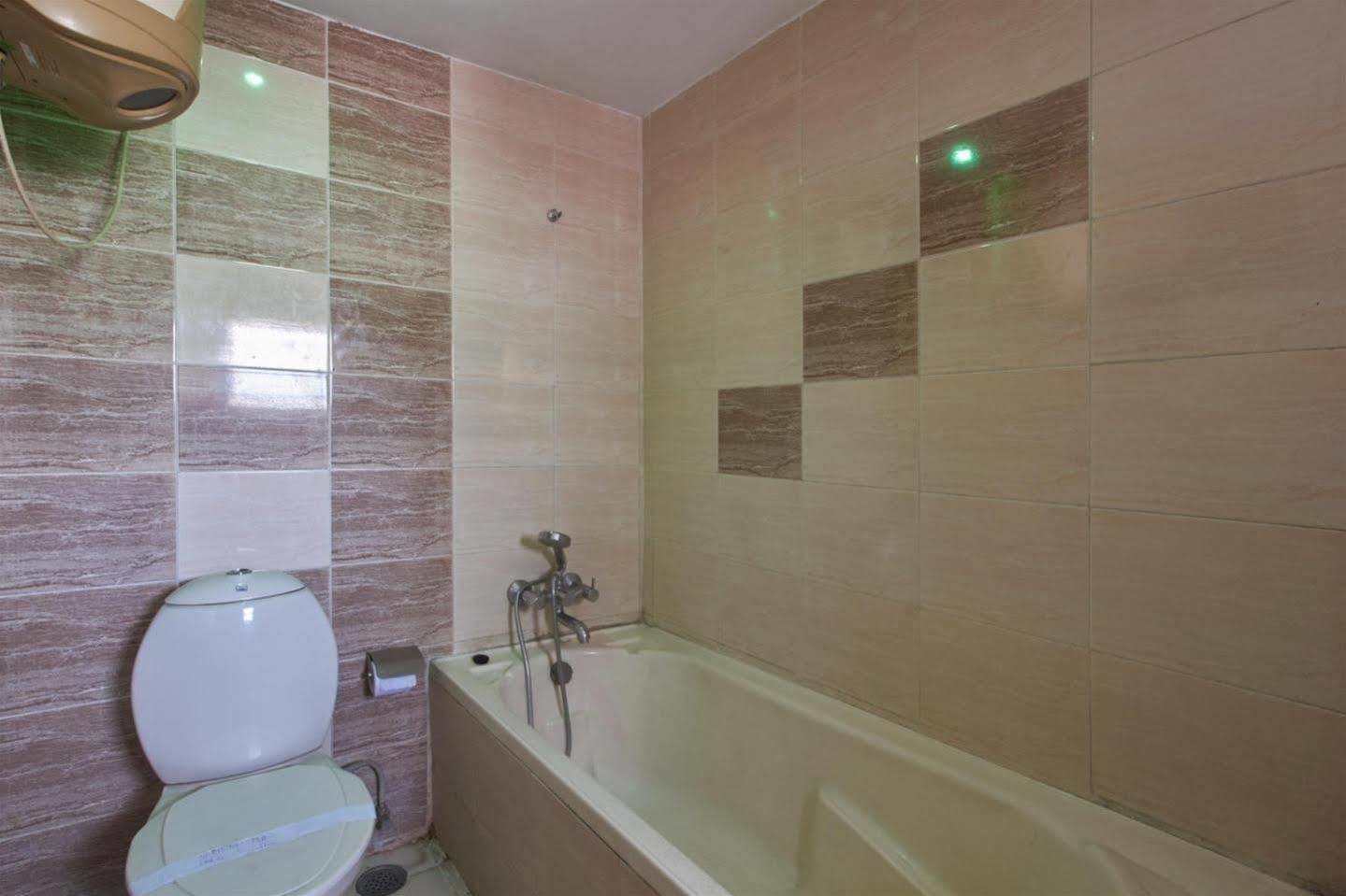 Fabhotel Royal Residency II - Nr Lakdikapul Metro Station Haydarabad Dış mekan fotoğraf