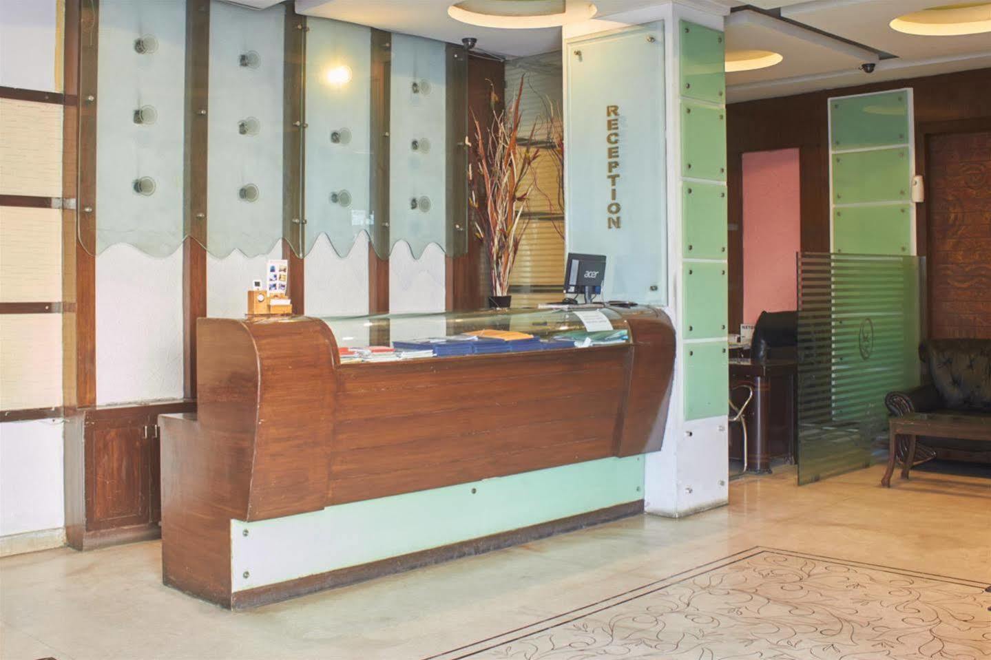 Fabhotel Royal Residency II - Nr Lakdikapul Metro Station Haydarabad Dış mekan fotoğraf
